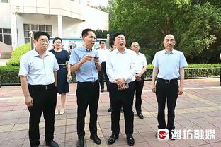 美记：76人仍在寻找大个球员 爵士对邓恩和克拉克森要价很高